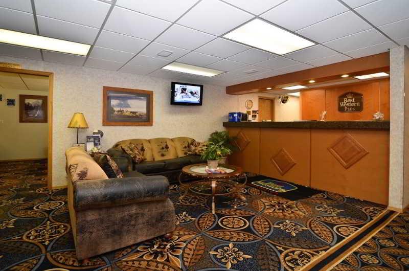 אונטריו Best Western Inn & Suites מראה פנימי תמונה